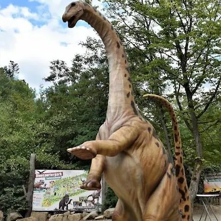 Charming 2 Bedroom House With Cozy Attic In Scenic Perfect For Families! *