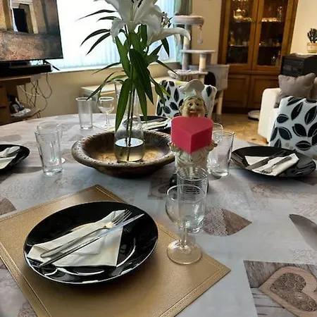 Charming 2 Bedroom House With Cozy Attic In Scenic Perfect For Families! * Ferschweiler