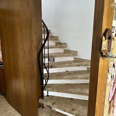 Charming 2 Bedroom House With Cozy Attic In Scenic Perfect For Families! * Ferschweiler