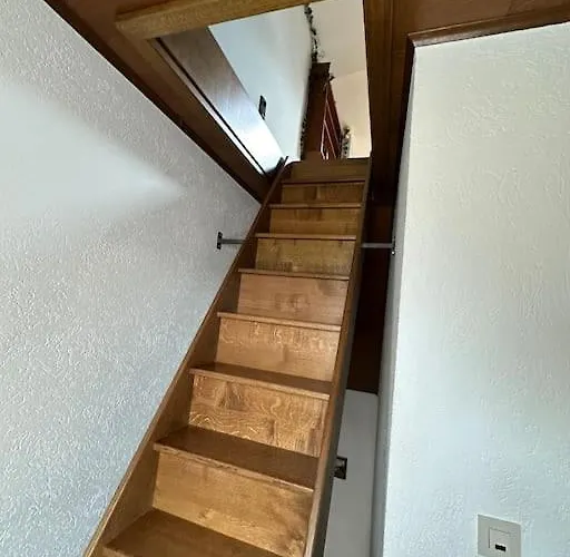 Charming 2 Bedroom House With Cozy Attic In Scenic Perfect For Families! Ferschweiler